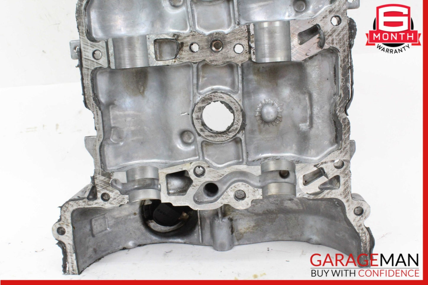 2005-2013 Mercedes R350 W251 Right Cylinder Head Valve Cover 2720160105