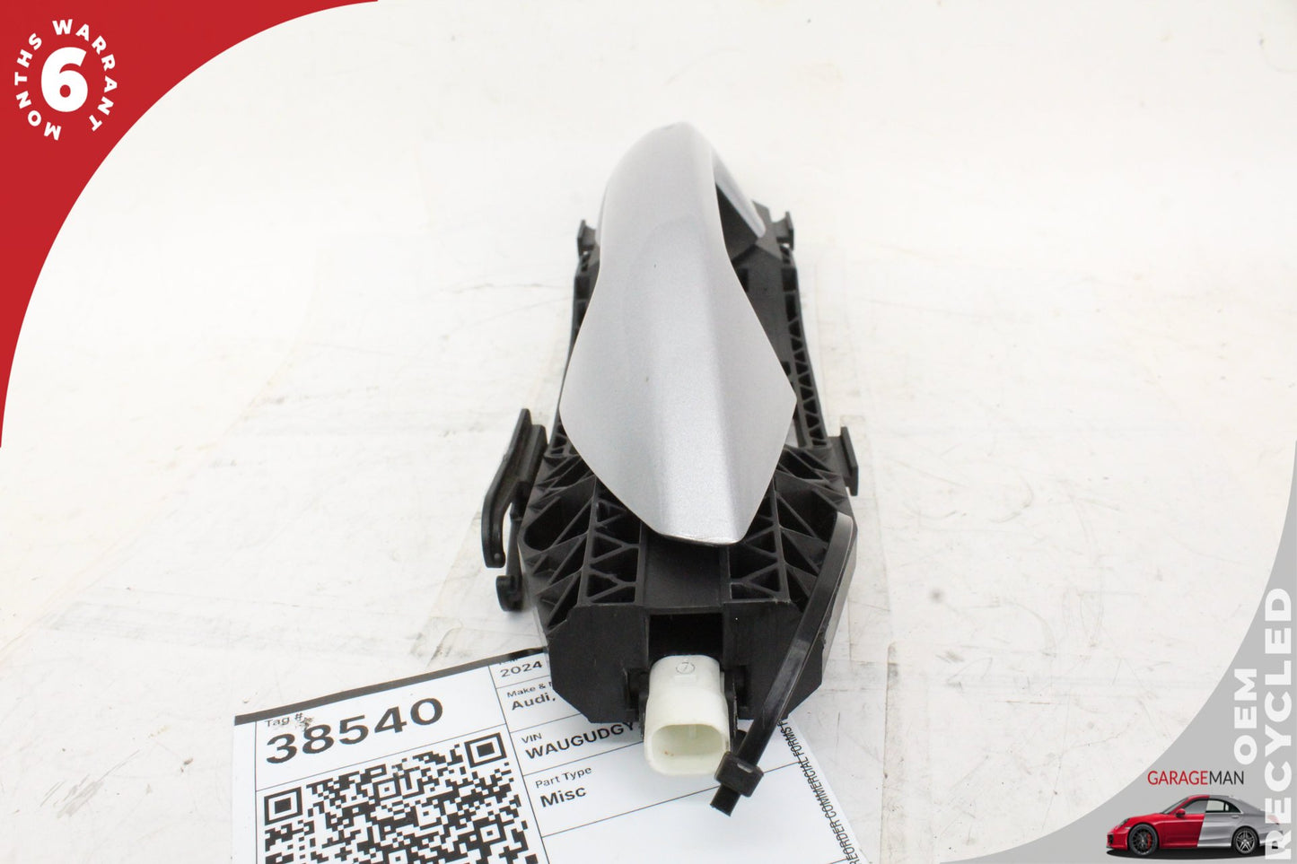 2015-2024 Audi A3 AWD Front Right Door Handle White 8V0839885 OEM