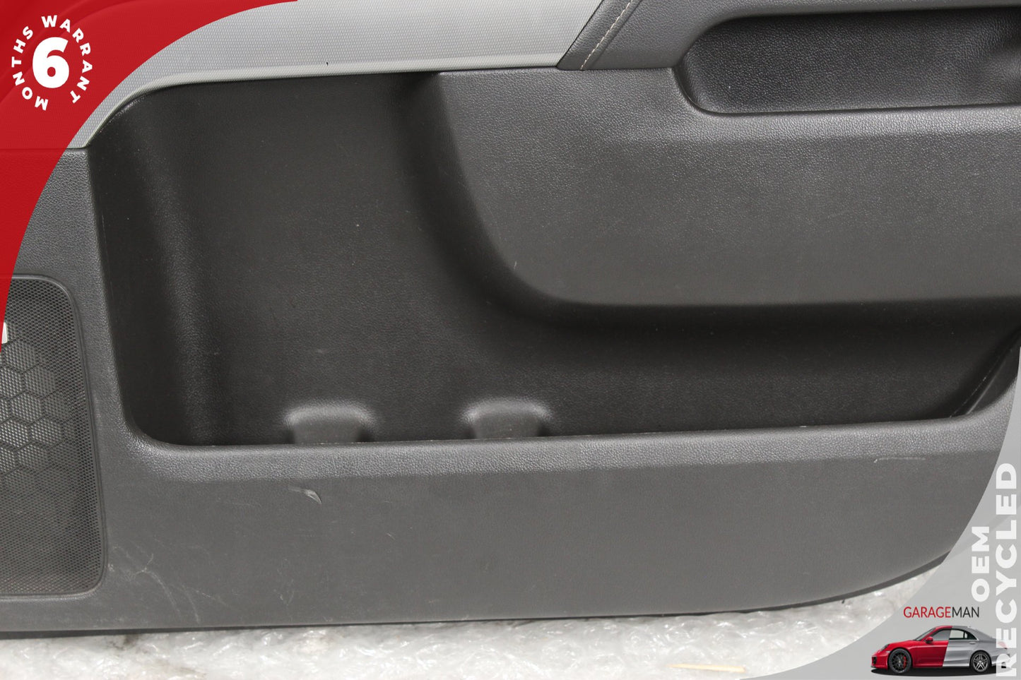 2014-2019 Chevrolet Silverado 1500 Front Right Side Interior Door Trim Panel OEM