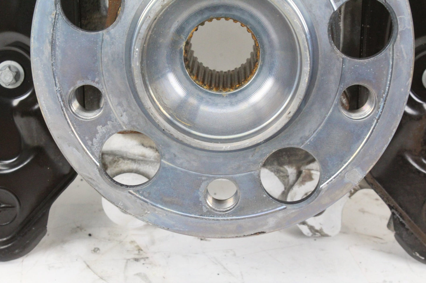 2015-2020 Mercedes-Benz C300 W205 Rear Left Spindle Knuckle Wheel Hub 2055467380