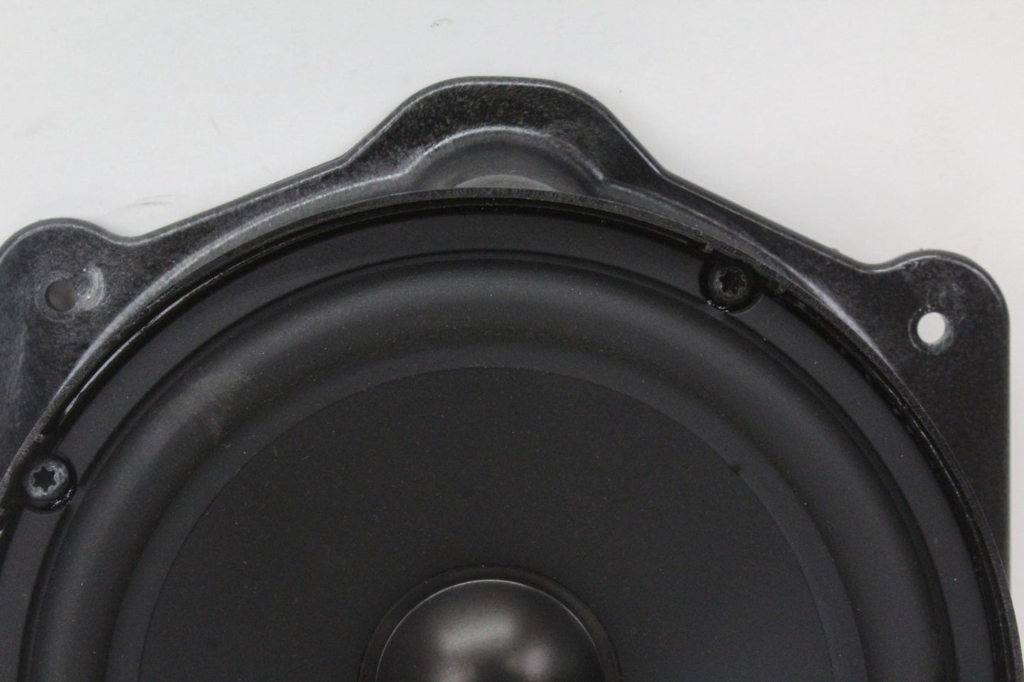 2010-2013 Mercedes-Benz S550 W221 Rear Left and Right Side Door Speaker Set OEM