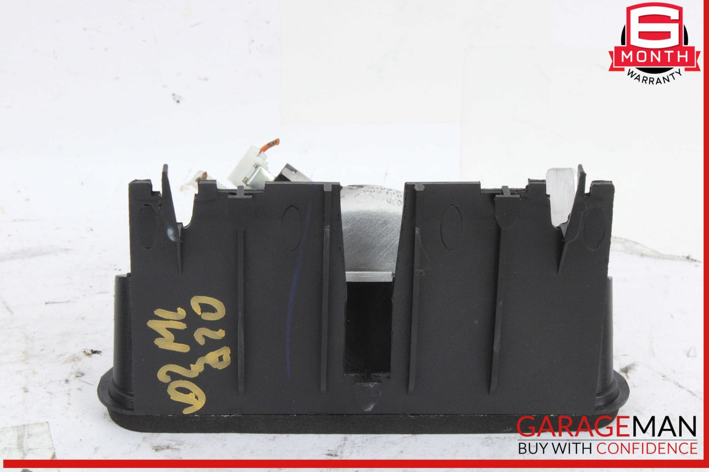 1998-2005 Mercedes-Benz ML320 W163 High Level Stoplight 1638200156 OEM