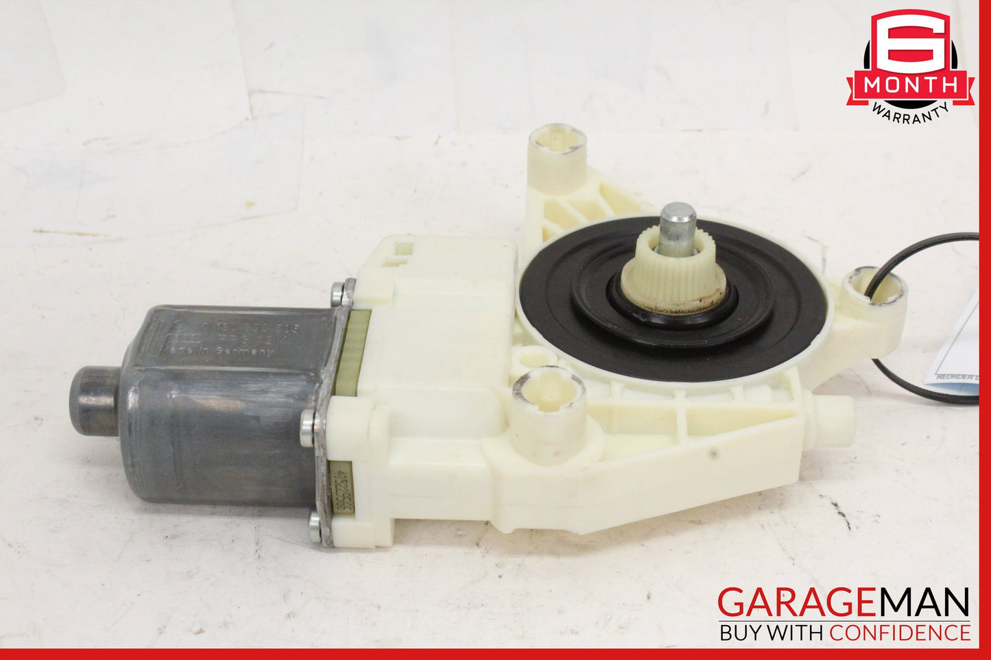 2008-2016 Mercedes-Benz C250 W204 Rear Left Window Regulator Motor 2048200542