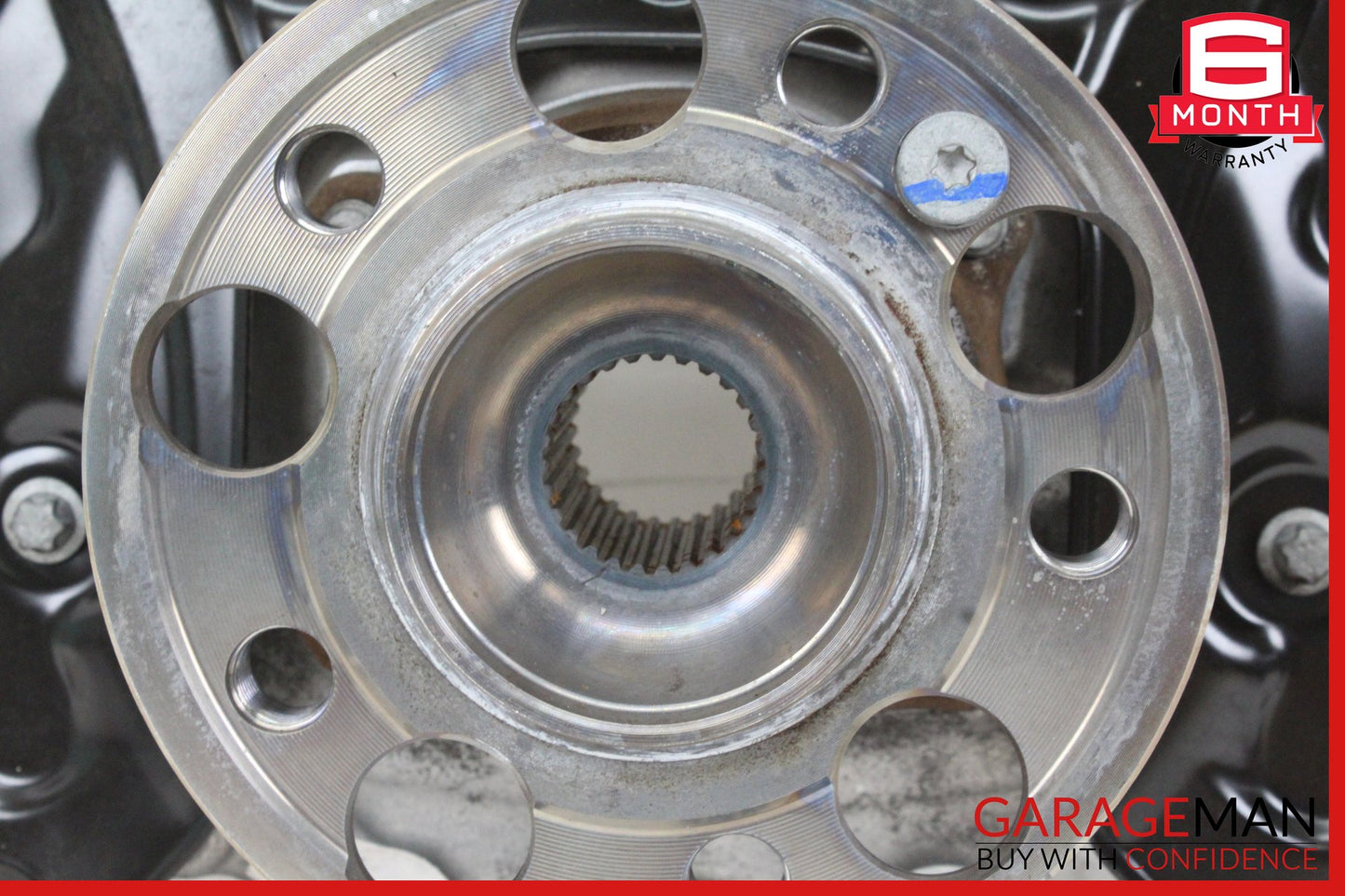 2017-2020 Mercedes W213 E450 Rear Right Spindle Knuckle Wheel Hub 2133503205 OEM