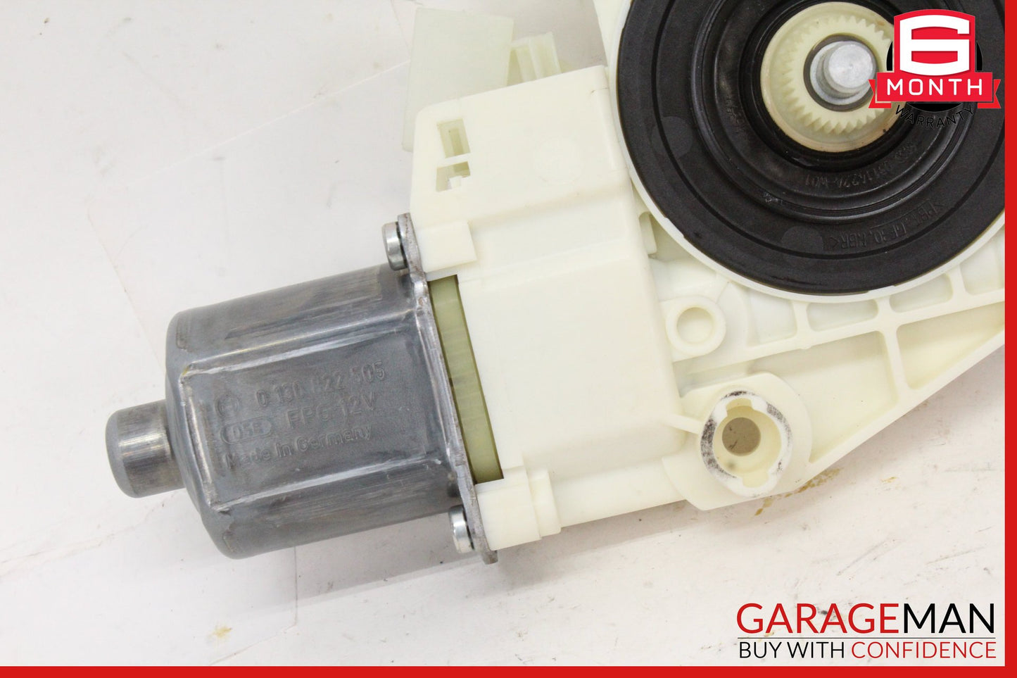 2008-2016 Mercedes-Benz C250 W204 Rear Left Window Regulator Motor 2048200542