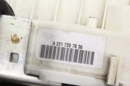 2007-2014 Mercedes-Benz S550 W221 Right Front Door Lock Actuator 2217207835