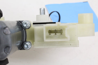 2015-2020 Mercedes C300 W205 Front Left Window Regulator Motor 2059060013