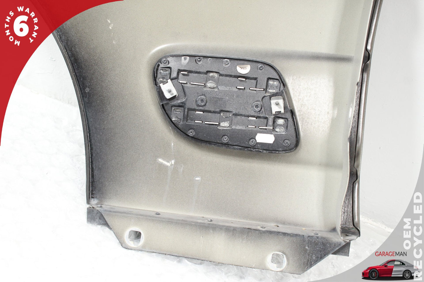 2003-2008 Mercedes-Benz SL500 R230 Convertible Right Front Fender 2306900236 OEM