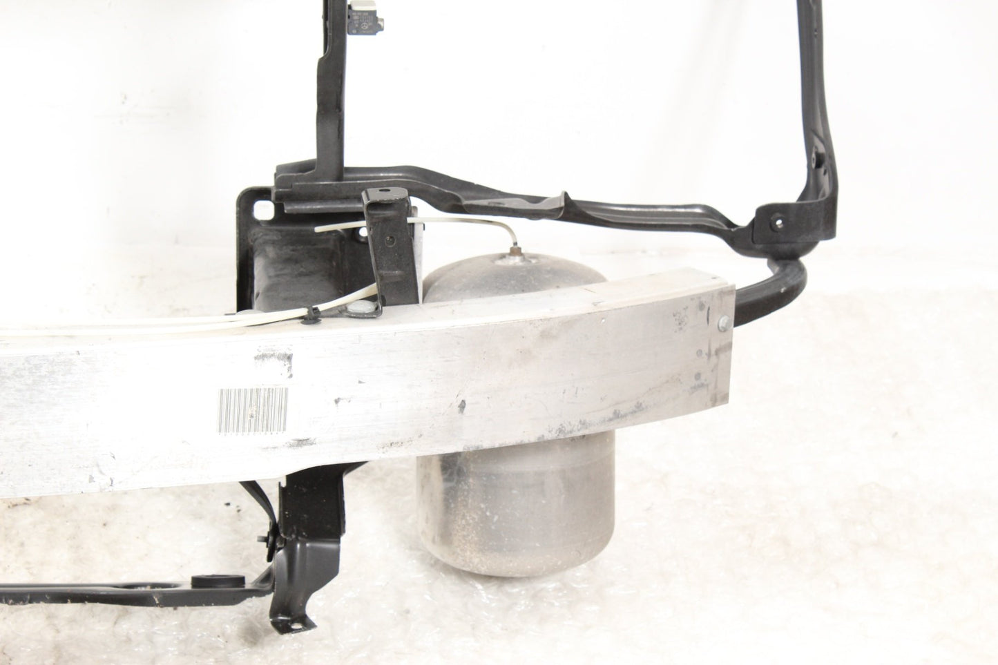 06-10 Mercedes W251 R350 R63 AMG Front Bumper Reinforcement Crash Bar Frame OEM