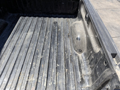2014-2018 Chevrolet Silverado 1500 4WD 5.3L Crewcab Pickup Bed Box 84290081 OEM