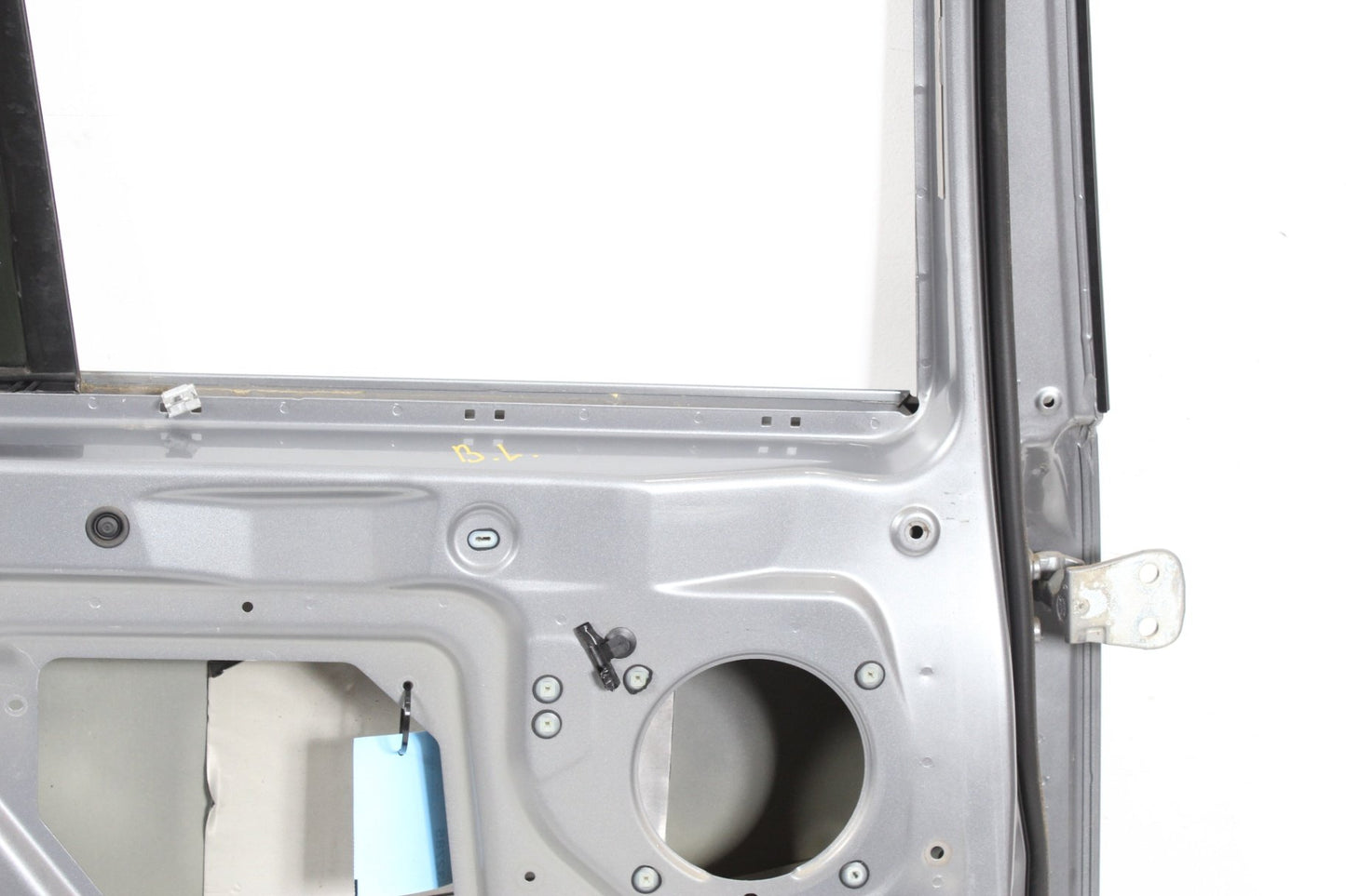 2006-2013 Land Rover LR4 SUV Left Rear Door Shell 5H3224630DA Genuine