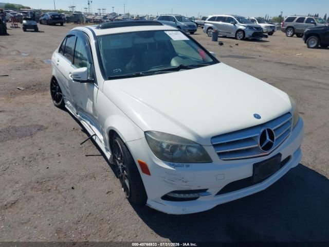 Parting Out- 2011 Mercedes-Benz C300 w204- 228