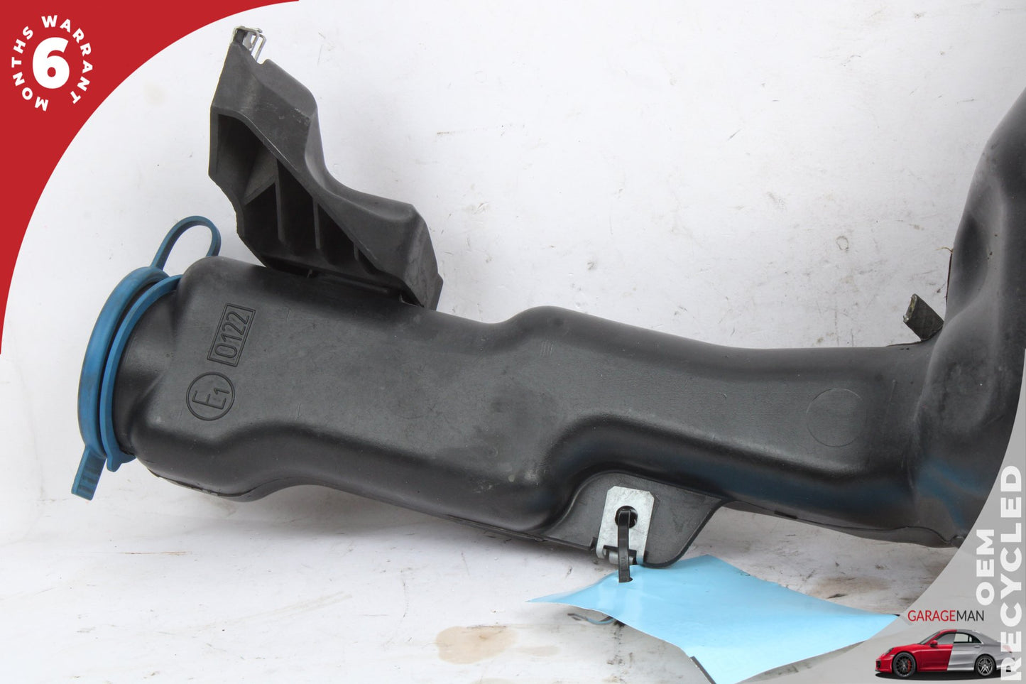 2008-2018 Mercedes-Benz C300 w204 Sedan Windshield Washer Bottle Tank 2048600260 Genuine