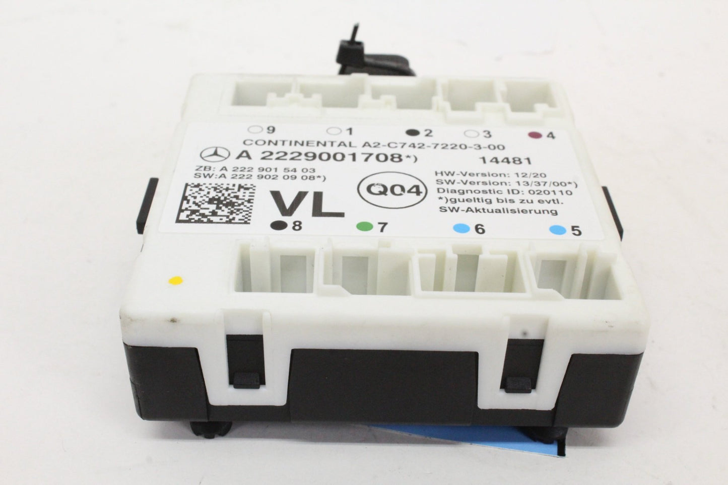 2015-2019 Mercedes-Benz C300 W205 Left Front Door Control Module 2229001708