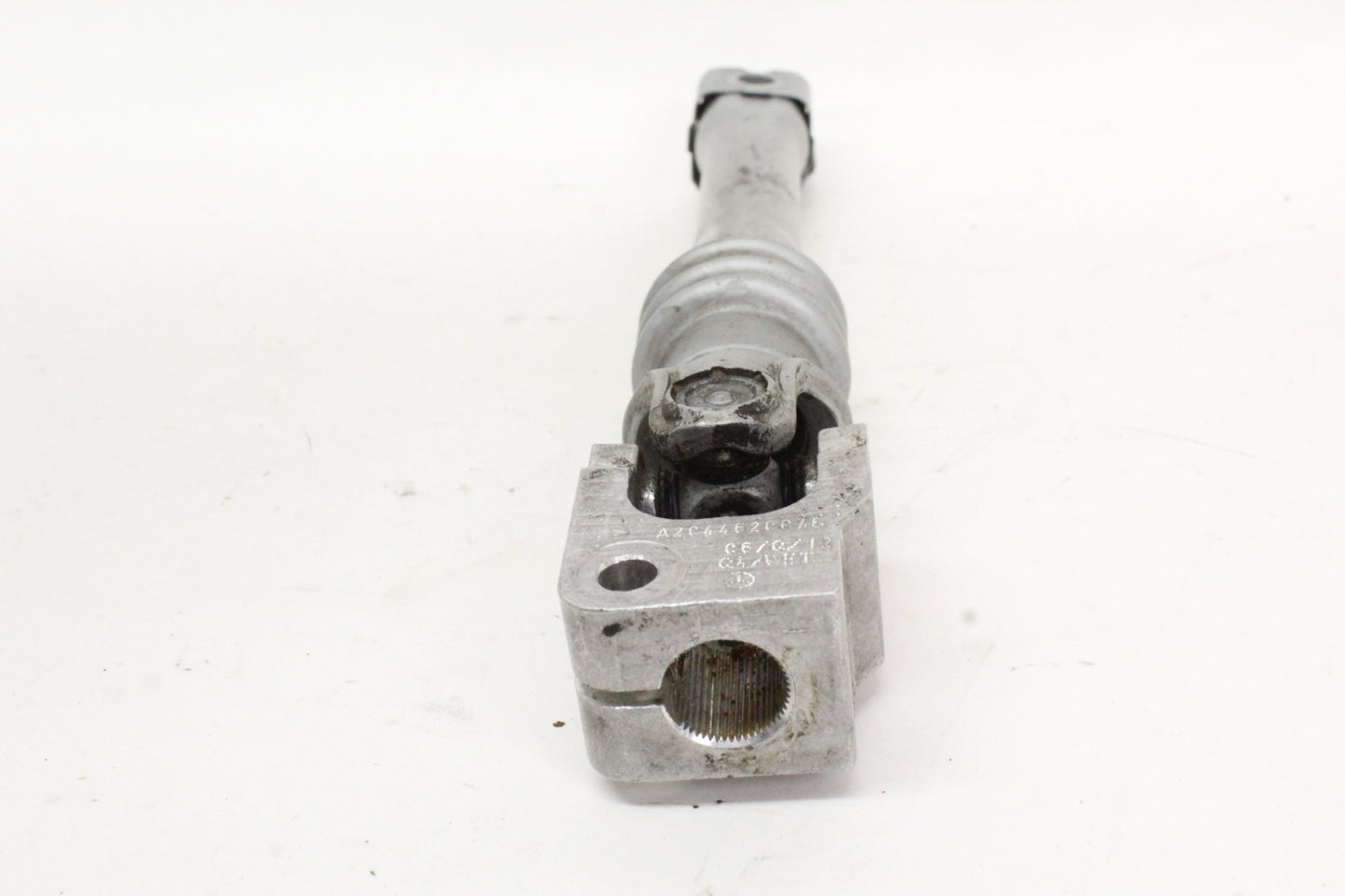 2012 - 2015 Mercedes-Benz C250 W204  Power Steering Shaft 2044620078 Genuine