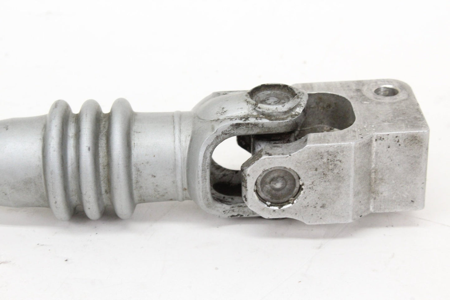 2012 - 2015 Mercedes-Benz C250 W204  Power Steering Shaft 2044620078 Genuine