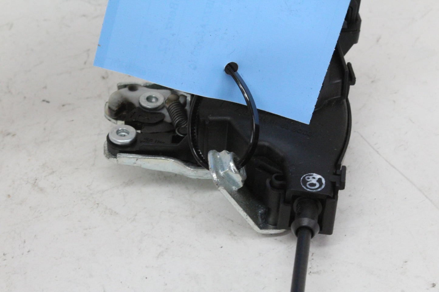 2008-2017 Mercedes-Benz C250 W204 Trunk Lid Latch Lock Actuator 2047500185
