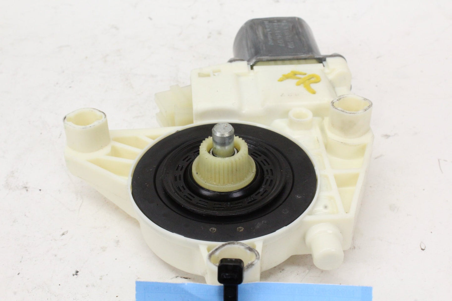 2008-2016 Mercedes C250 W204 Front Right Window Regulator Motor 2048200242