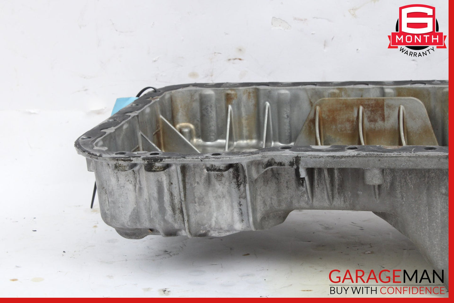 2005-2012 Mercedes W209 CLK350 C230 CLS550 SL550 Upper Oil Pan 2720100128 OEM