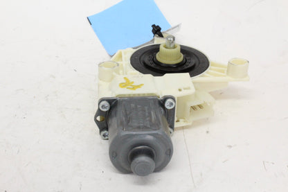 2008-2016 Mercedes C250 W204 Front Right Window Regulator Motor 2048200242