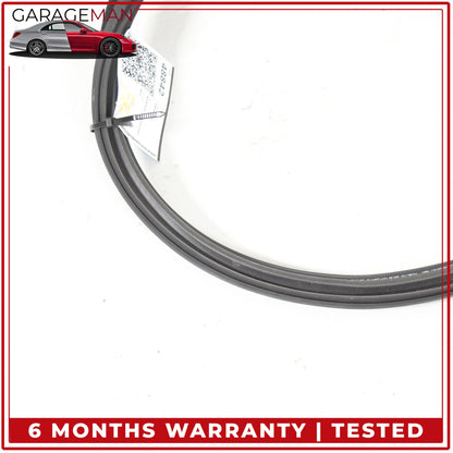 2013-2019 BMW 650i F06 AWD Front Right Side Door Weatherstrip Seal 7275298 OEM