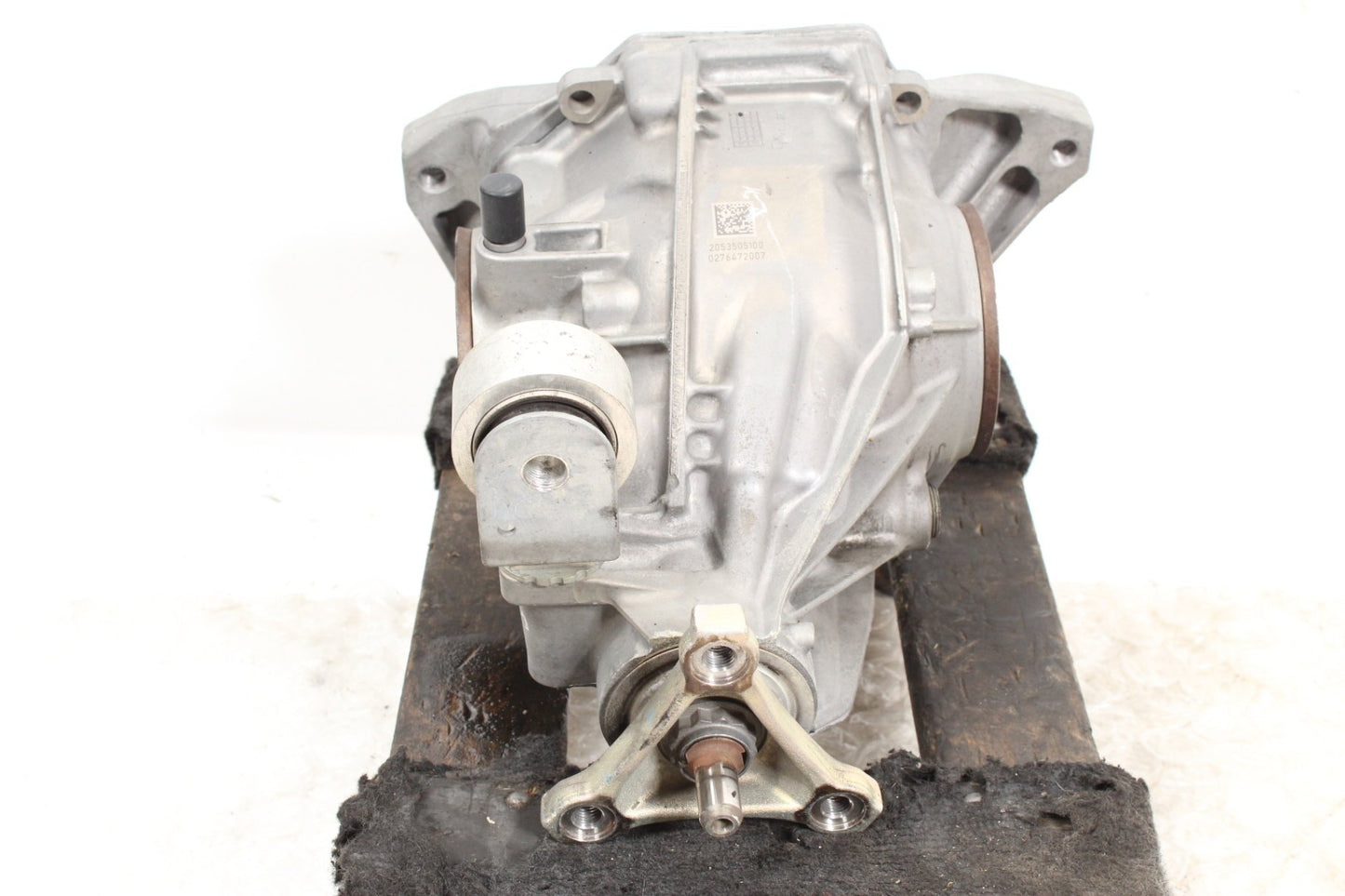 2015-2016 Mercedes-Benz C300 W205 Rear Differential Carrier 2053505100