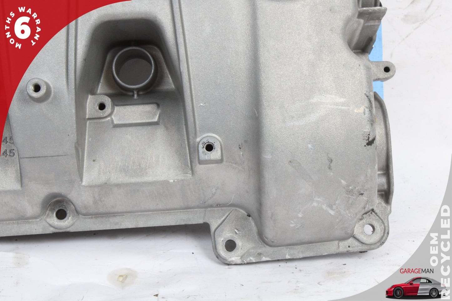 2015-2018 Porsche Macan 95B 3.0L Right Side Cylinder Head Valve Cover OEM