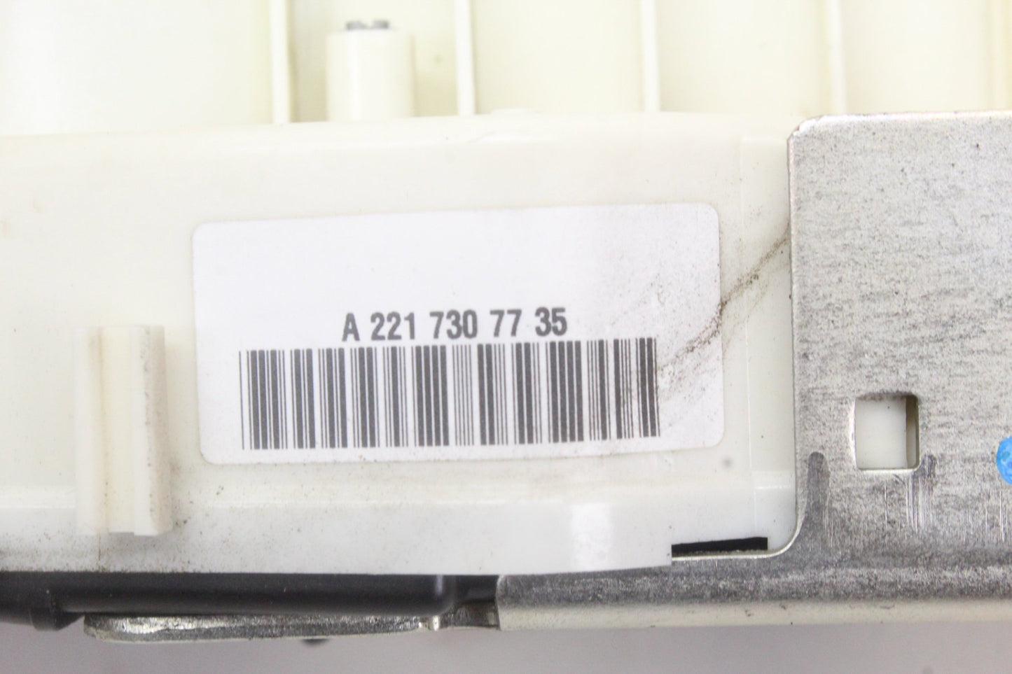 2007-2013 Mercedes-Benz S550 W221 Sedan Left Rear Door Lock Actuator 2217307735