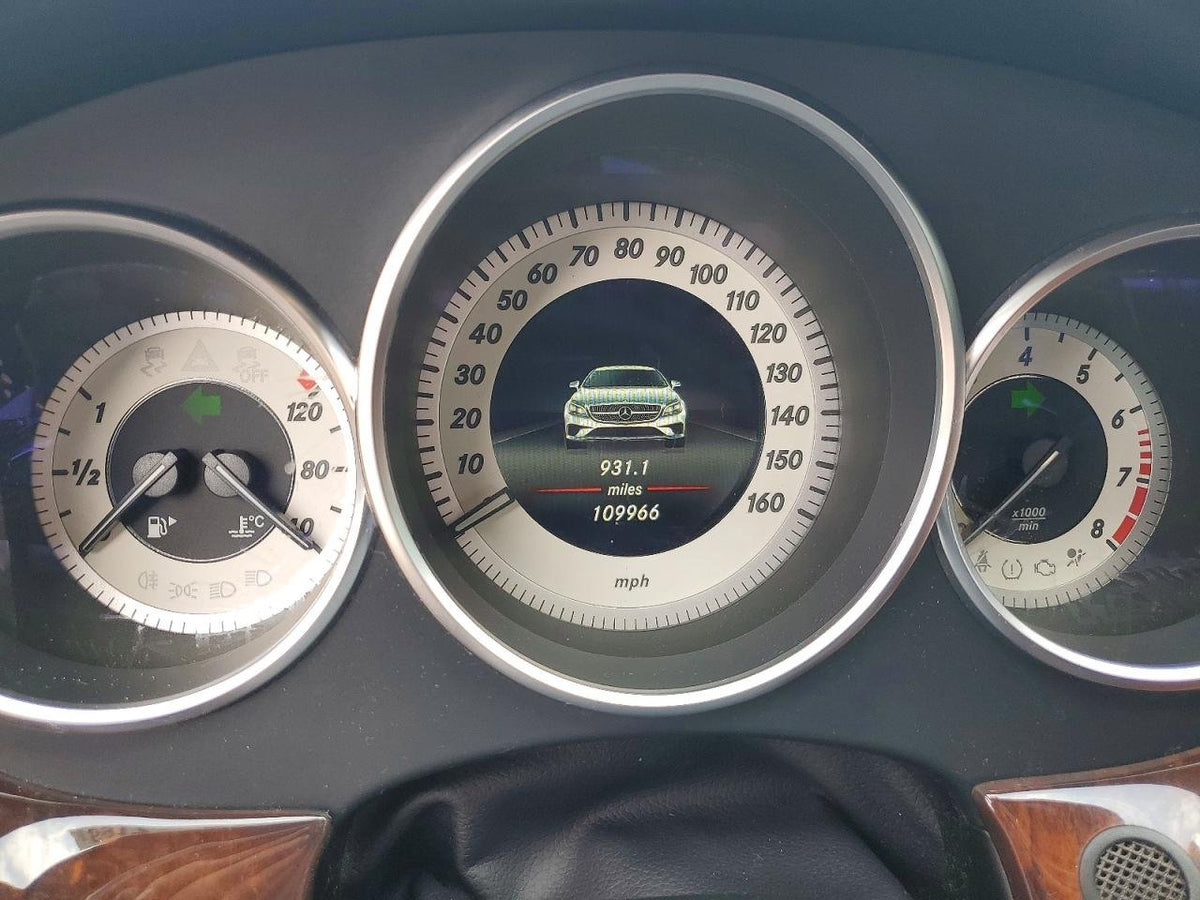 Parting Out- 2016 Mercedes-Benz CLS550 W218- 284