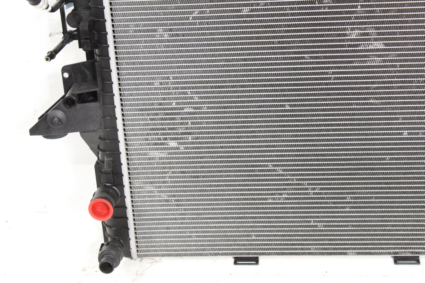 2010-2016 Land Rover LR4 Engine Cooling Radiator Assembly AH328005AC OEM