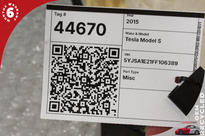 2012-2015 Tesla Model S 85D Front Right Upper Seat Cushion 101339701A