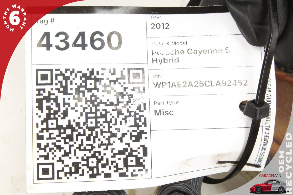 2012 Porsche Cayenne 92A SUV Left Side Cylinder Head Valve Cover 06E103471P