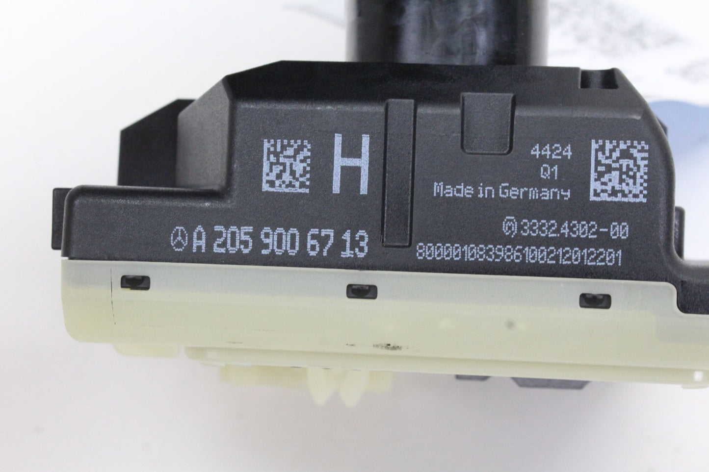 15-18 Mercedes-Benz C300 W205 Ignition Switch Module w/ Key 2059006713 Genuine