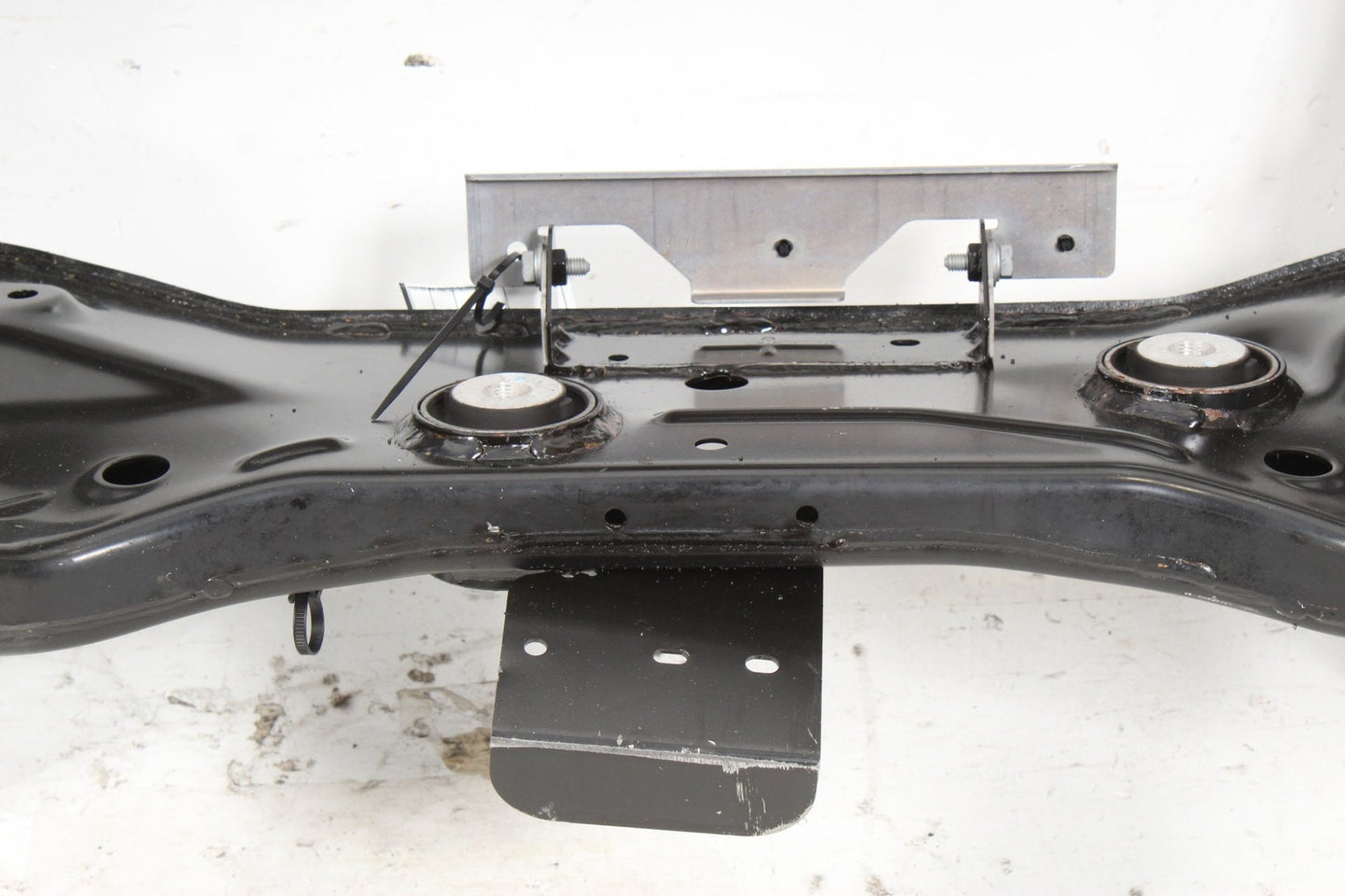 2014-2022 Maserati Ghibli M157 Rear Suspension Subframe Cross Member Frame OEM
