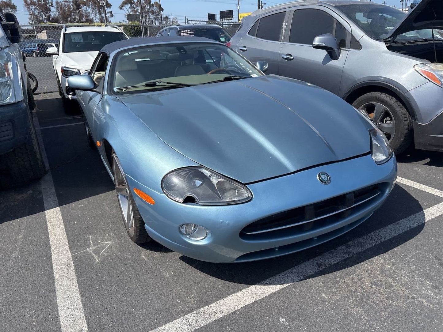 Parting Out- 2005 Jaguar XK8 X100- 137
