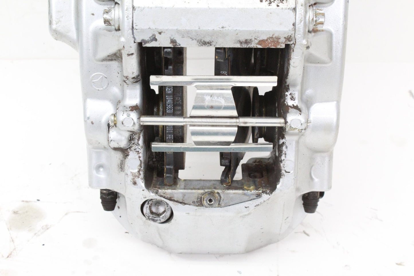 2003 Mercedes-Benz S55 AMG W220 Sedan Front Left and Right Side Brake Caliper 0034203183