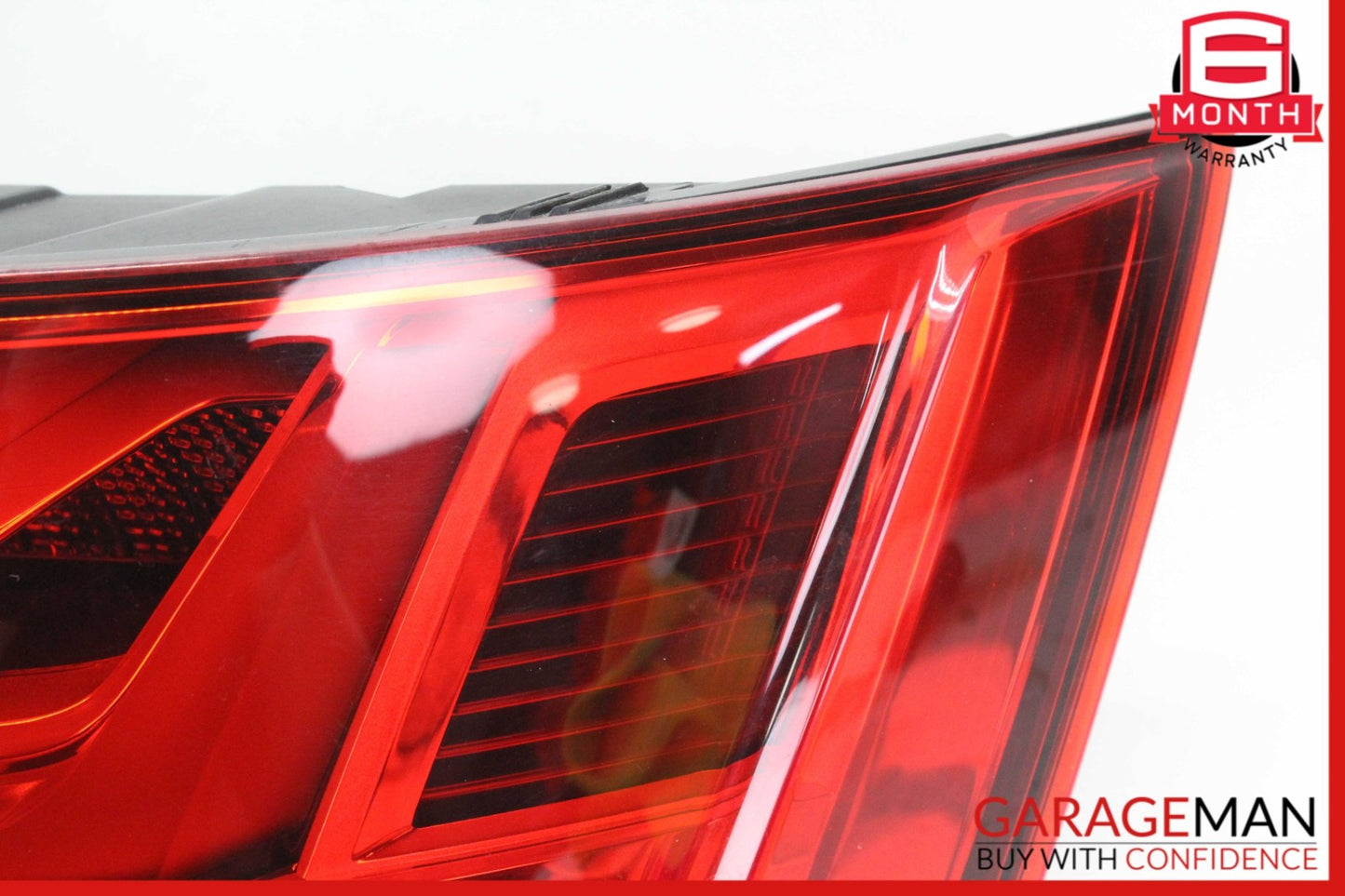 2017-2019 Audi Q7 SUV Rear Right Side Tail Light Lamp 4M0945094L