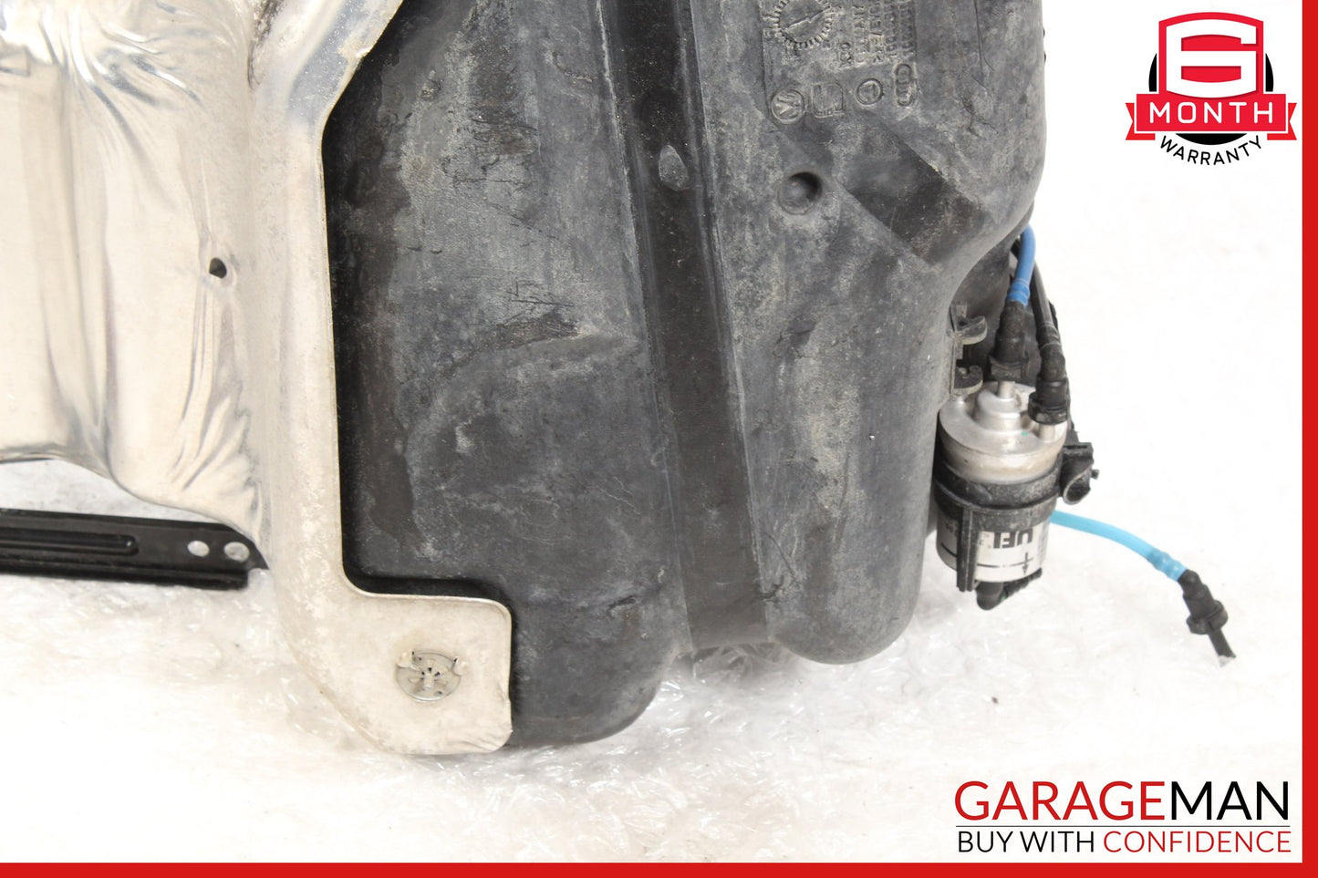 2008-2015 Audi TT TTS Quattro Fuel Gas Petrol Tank Reservoir 8J0201060M OEM