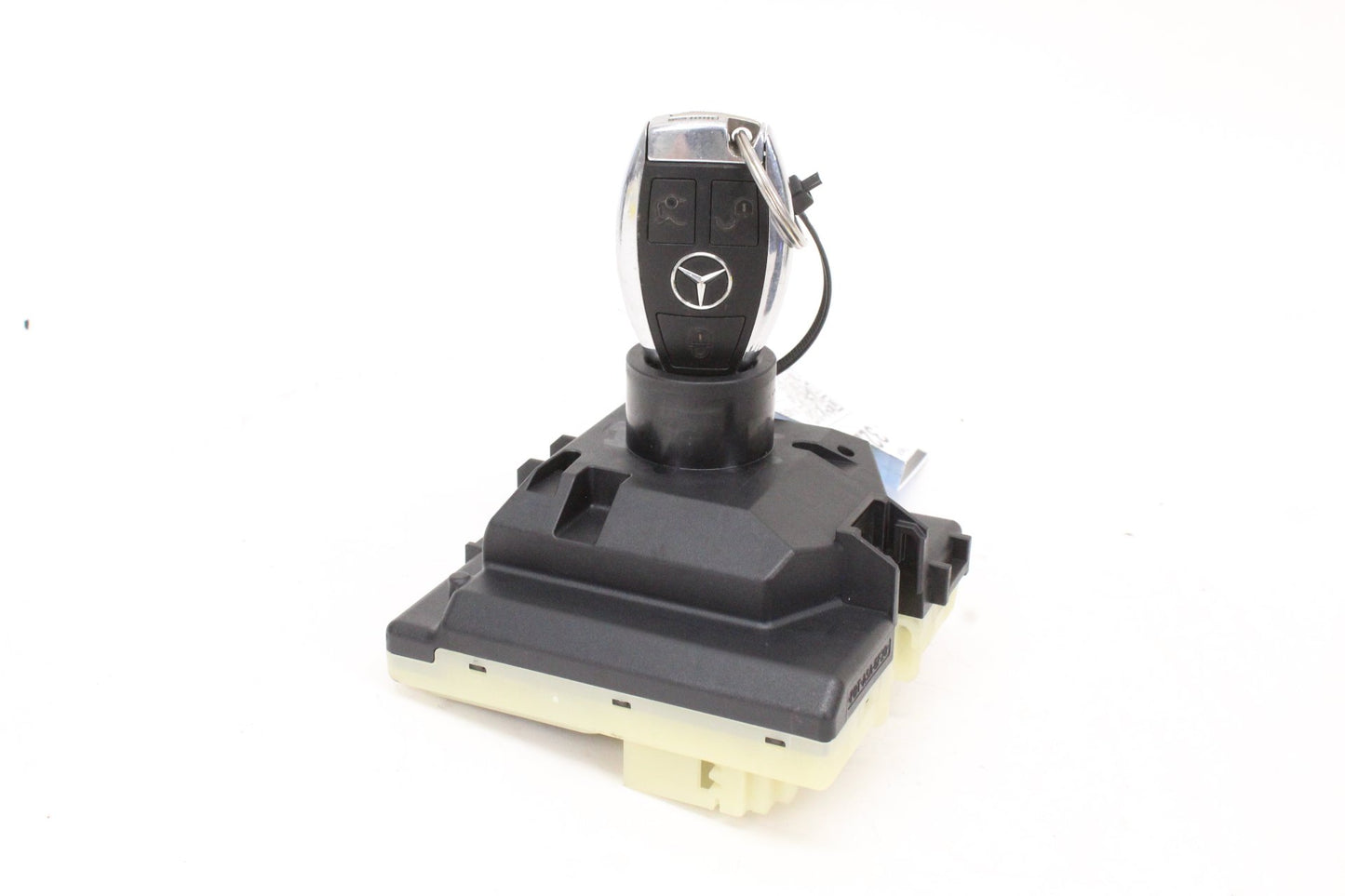 15-18 Mercedes-Benz C300 W205 Ignition Switch Module w/ Key 2059006713 Genuine