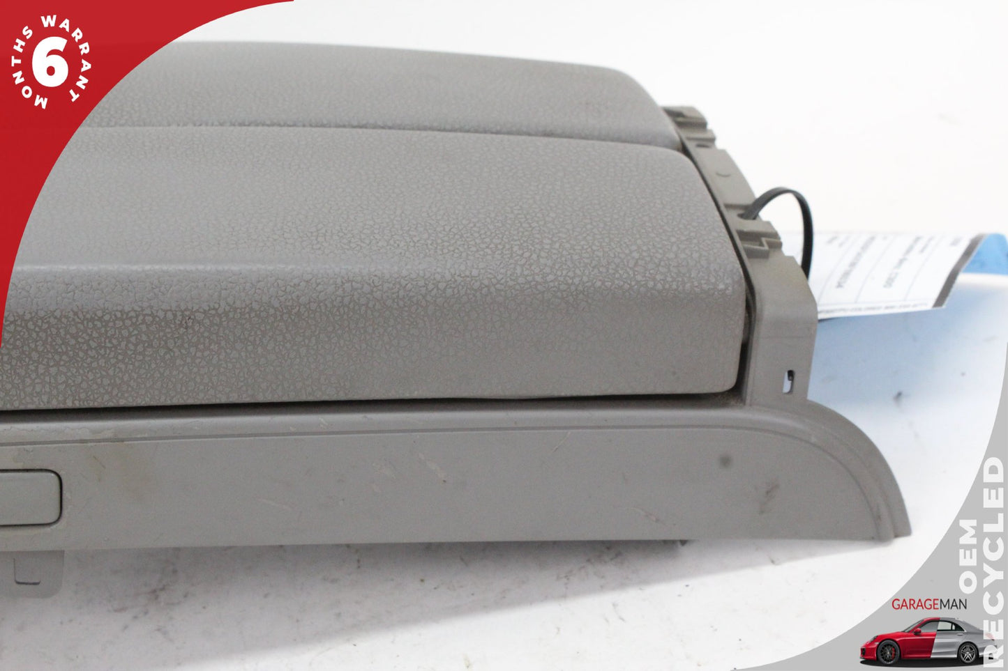 08-11 Mercedes-Benz C300 W204 Front Center Console Armrest 2046801439