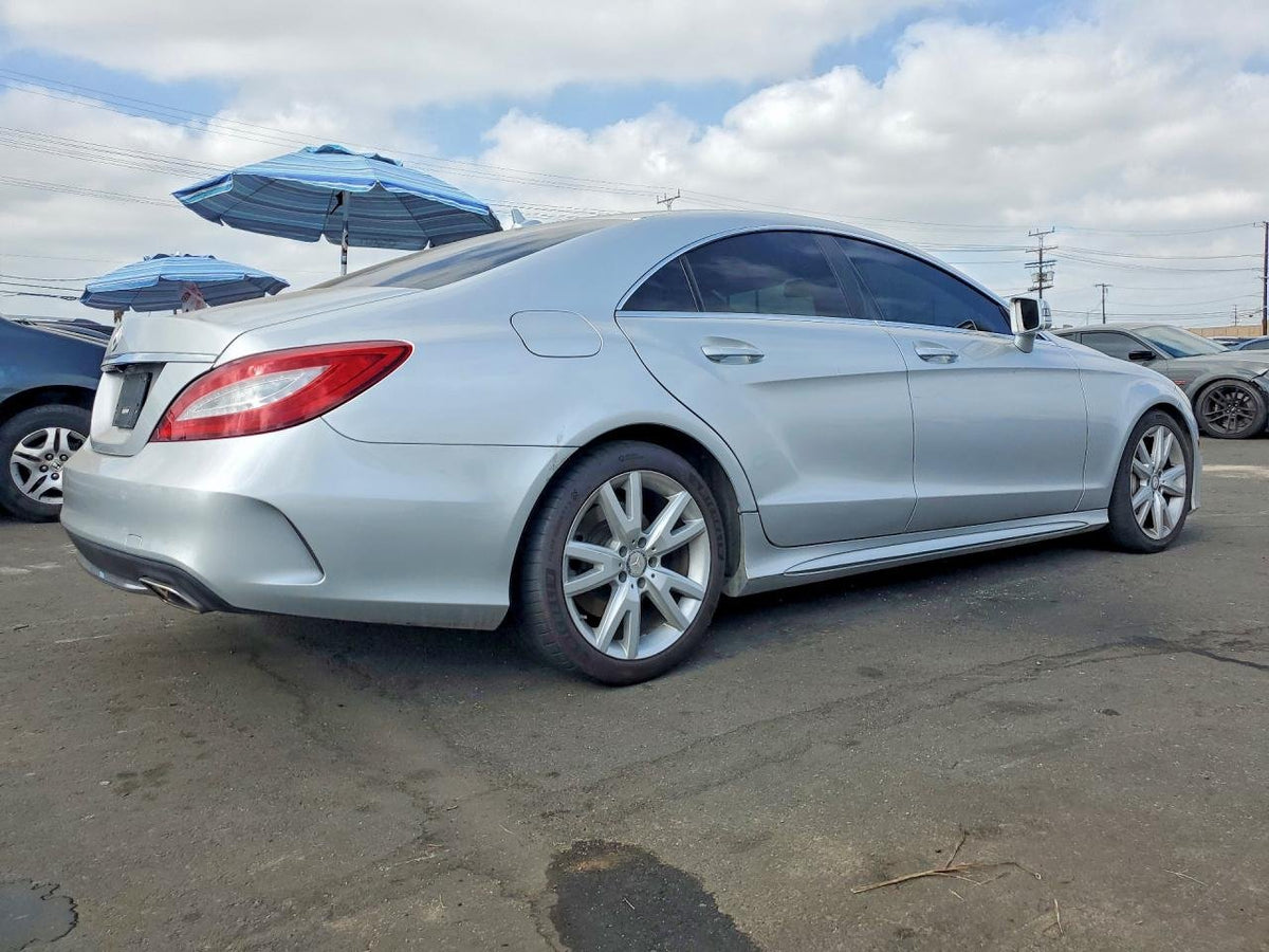 Parting Out- 2016 Mercedes-Benz CLS550 W218- 284