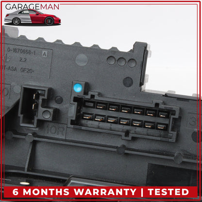 2012-2014 Mercedes W204 C250 C300 Rear Fuse Relay Box Module 2049060205 OEM
