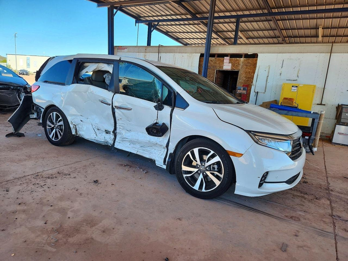 Parting Out - 2021 Honda Odyssey RL6 Touring - 292
