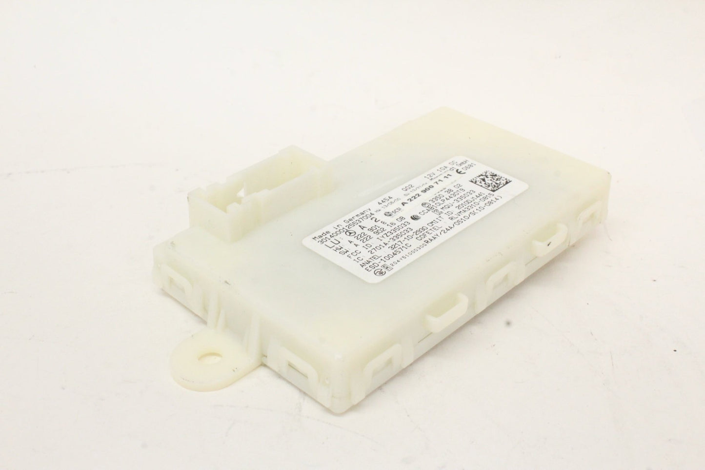 2014-2020 Mercedes-Benz C300 W205 Keyless Go Entry Control Module 2229007111