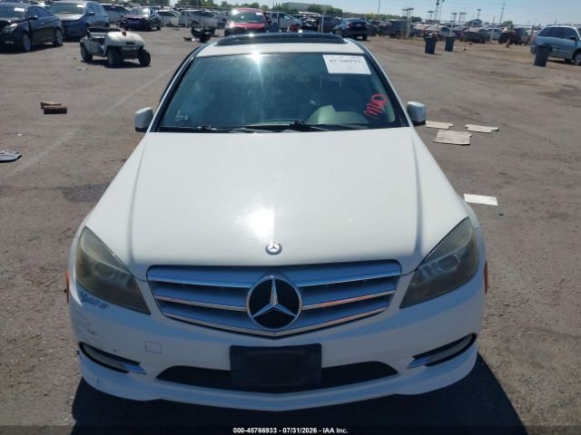 Parting Out- 2011 Mercedes-Benz C300 w204- 228