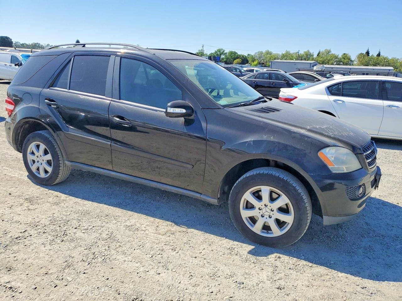 Parting Out- 2007 Mercedes-Benz ML350 W164- 113