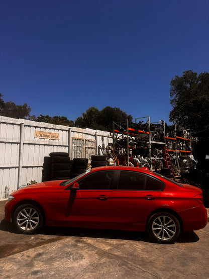 BMW 320i F30