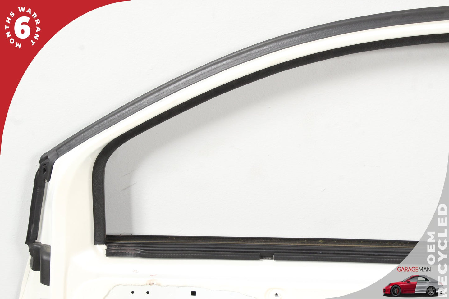 2012-2017 Fiat 500e Front Right Passenger Side Door Shell White 68186545AA OEM
