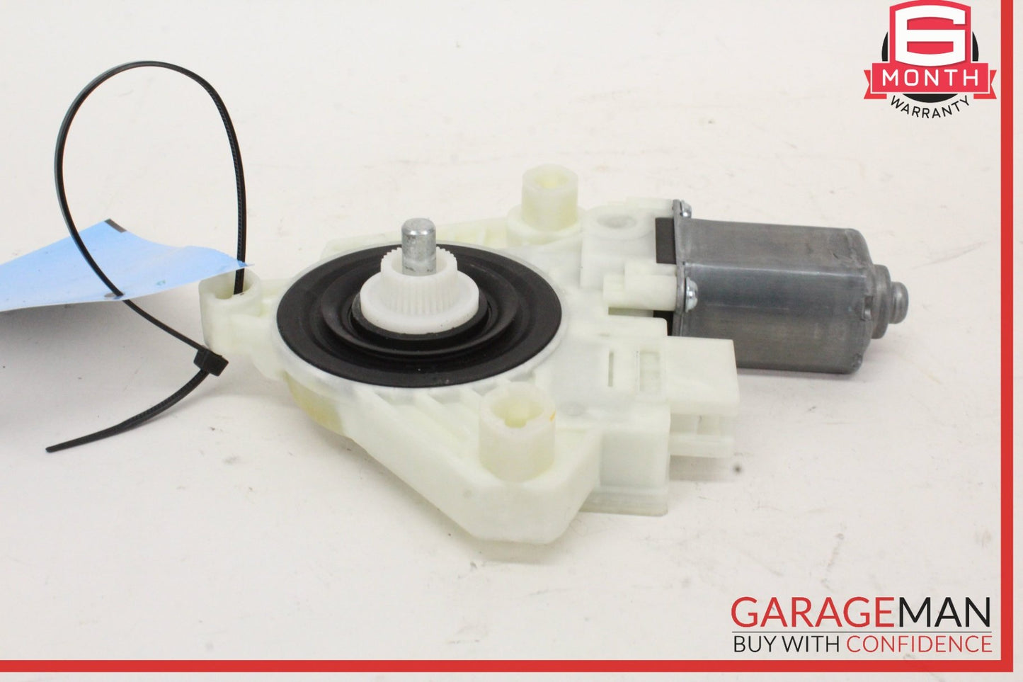 2015-2020 Mercedes-Benz C300 W205 Front Right Window Regulator Motor 2139069501