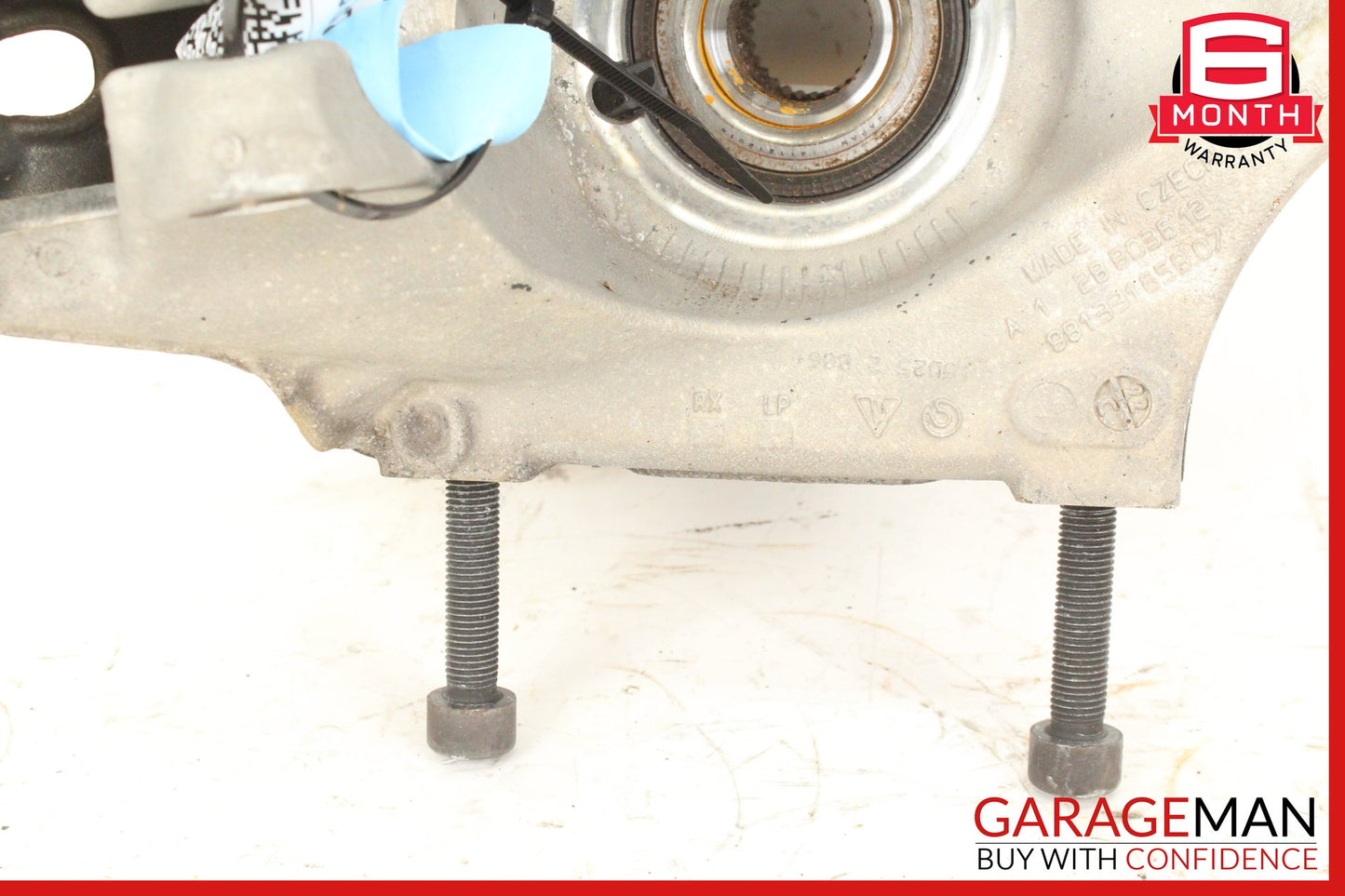 2013-2016 Porsche Cayman 981 Rear Right Spindle Knuckle Wheel Hub 98133165807